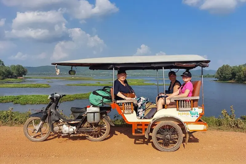Tuk tuk at sunset